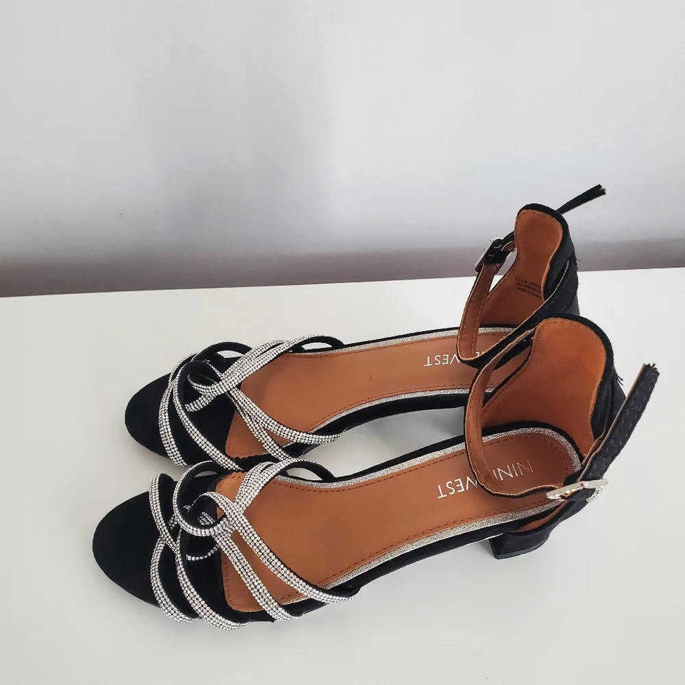 Nine West Girl's Dressy Rhinestone Heels Size 2.5 Black